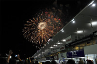 レース後は鈴鹿名物の花火が打ち上げられ、熱戦のフィナーレに華を添えた。