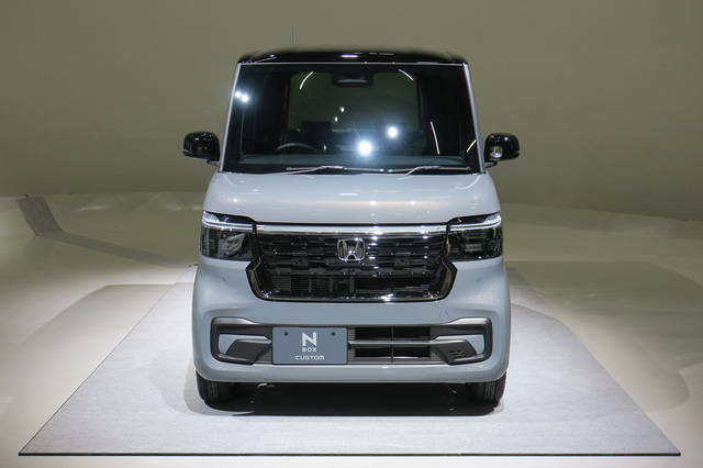 新型ホンダN-BOX／N-BOXカスタム 内装・外装など127枚 【画像・写真 