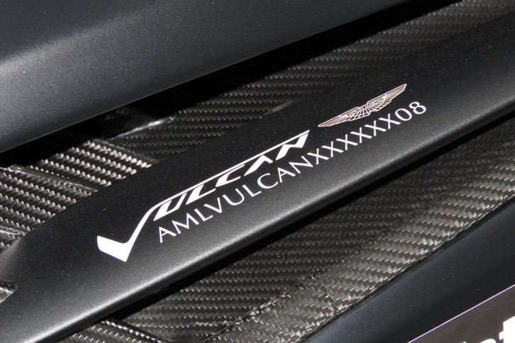 アストンマーティン ・ヴァルカン