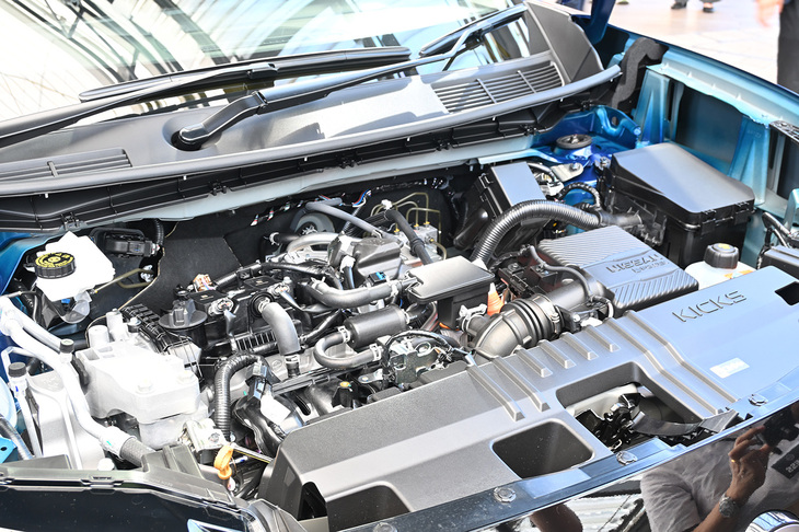 第3世代「e-POWER」はモーターと減速機、増速機、インバーター、発電機をひとつのユニットにまとめているのが特徴。「キックス」は発電専用に1.4リッターエンジンを搭載している。
