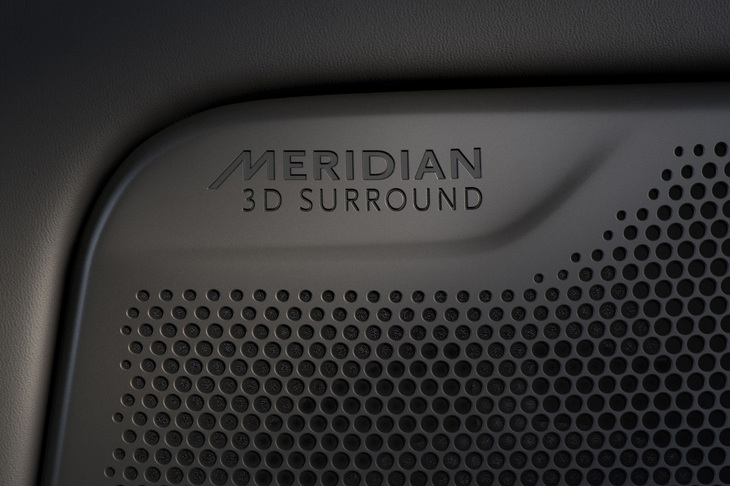 「レンジローバー ウェストミンスターエディション」に標準で装備される「MERIDIAN 3Dサラウンドサウンドシステム」。