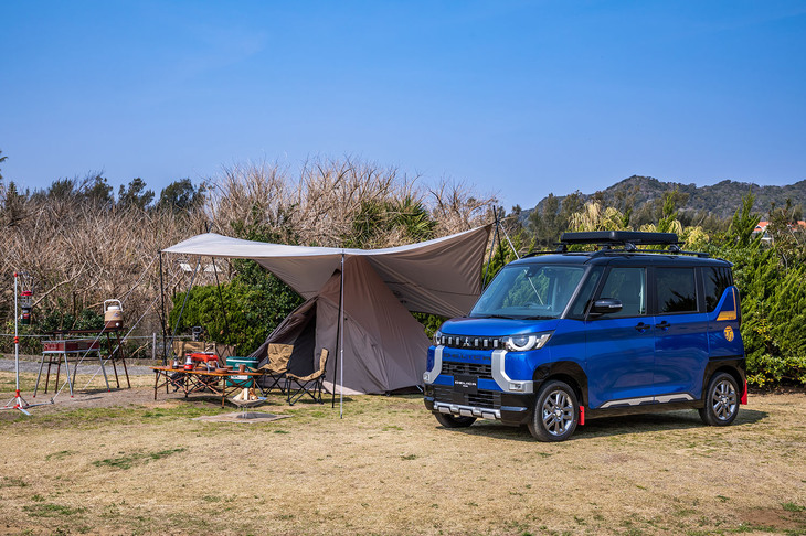 ディーラーオプションの「ワイルドアドベンチャースタイル」で彩られた「デリカミニTプレミアム」。