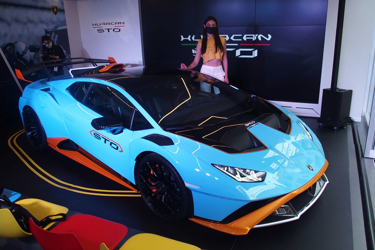 ランボルギーニ・ウラカンSTO