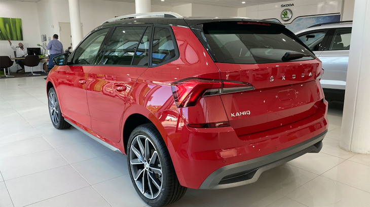 「カミック」のボディーサイズは全長×全幅×全高＝4241×1793×1553mm。