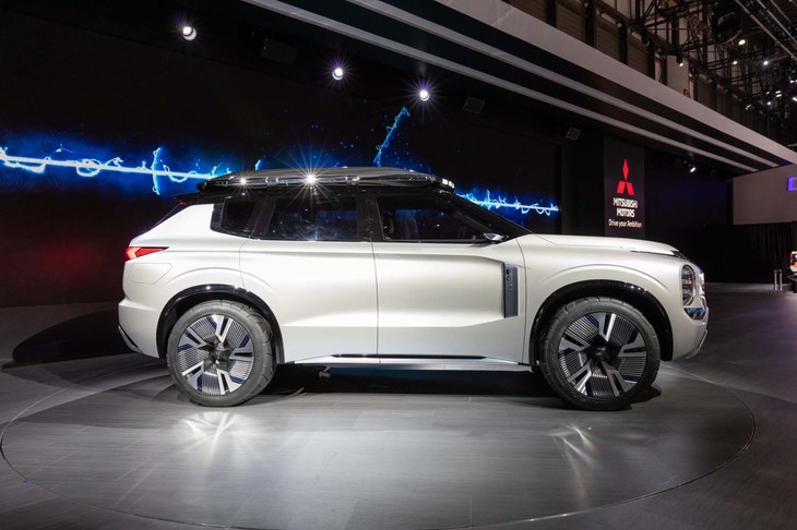 三菱エンゲルベルク ツアラー