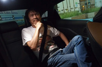 クロスオーバースタイルを採用するとはいえ、後席は「クラウン」らしく快適。その居住空間は、先代よりも広いと紹介されている。