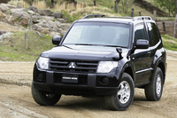 三菱パジェロショート VR-I（4WD/4AT）【試乗記】