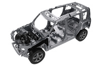 新開発の「D7x」プラットフォームが用いられた新型「ディフェンダー」。ボディーはアルミモノコックで、足まわりは四輪独立懸架となっている。