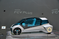 燃料電池自動車コンセプト「FCVプラス」。