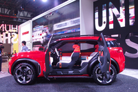 シトロエンのSUVスタディー「エアクロス」。