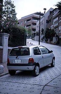 ルノー・トゥインゴ クイックシフト5（5MT）【試乗記】の画像