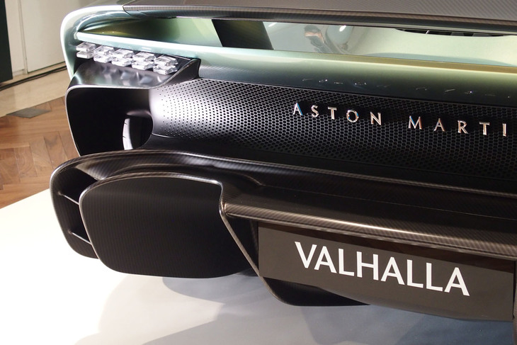 アストンマーティン・ヴァルハラ（リアディフューザー）