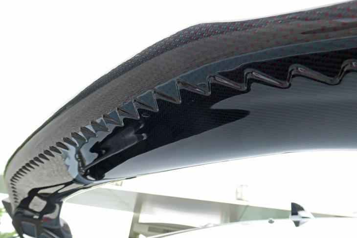 ホンダ・シビック タイプR　ホンダアクセス用品装着車（テールゲートスポイラー）