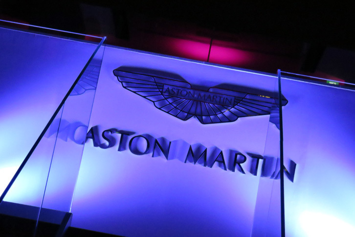 新型「アストンマーティン・ヴァンテージ」の発表会は、東京・青山に開設された旗艦店「アストンマーティン東京」で開催された。