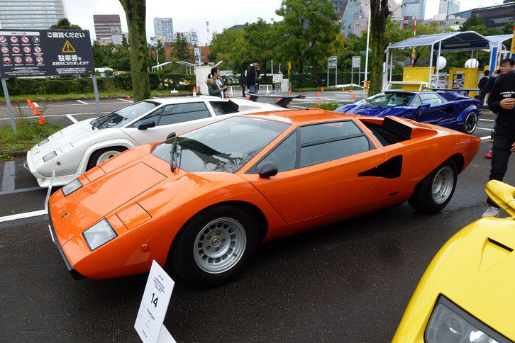 「カウンタックLP400」（1976年）