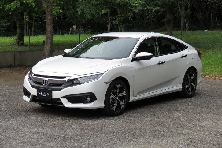 ホンダ・シビックセダン（エクステリア）