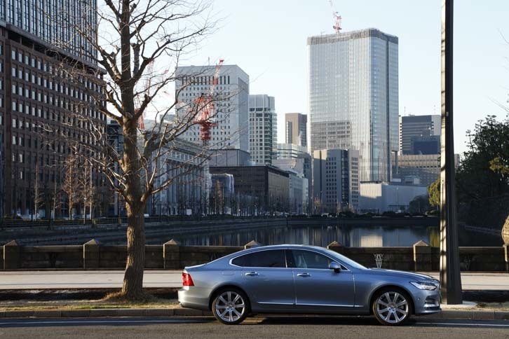 ボルボS90 T6 AWD インスクリプション