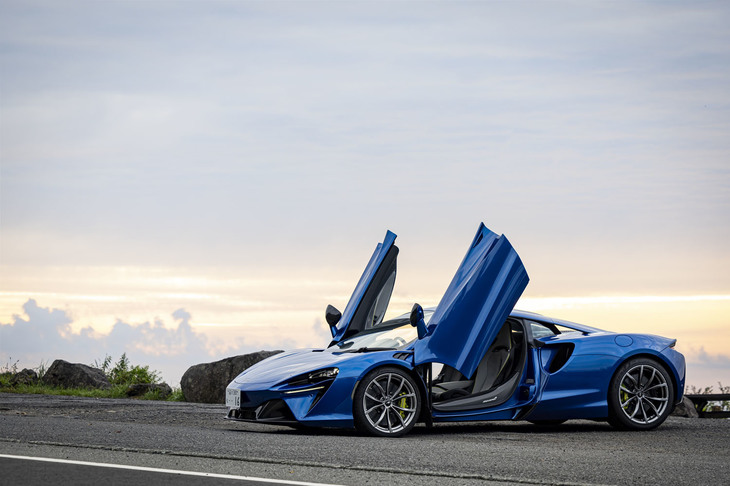 マクラーレン・アルトゥーラ