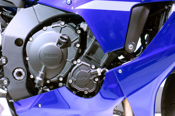 ヤマハYZF-R1