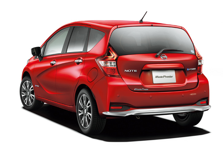 「ノートe-POWERモード・プレミア」のリアビュー。