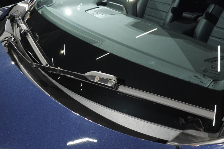 ホンダCR-V e：HEV RSブラックエディション ホンダアクセス用品装着車（ワイパーブレードセット＜スノータイプ＞）