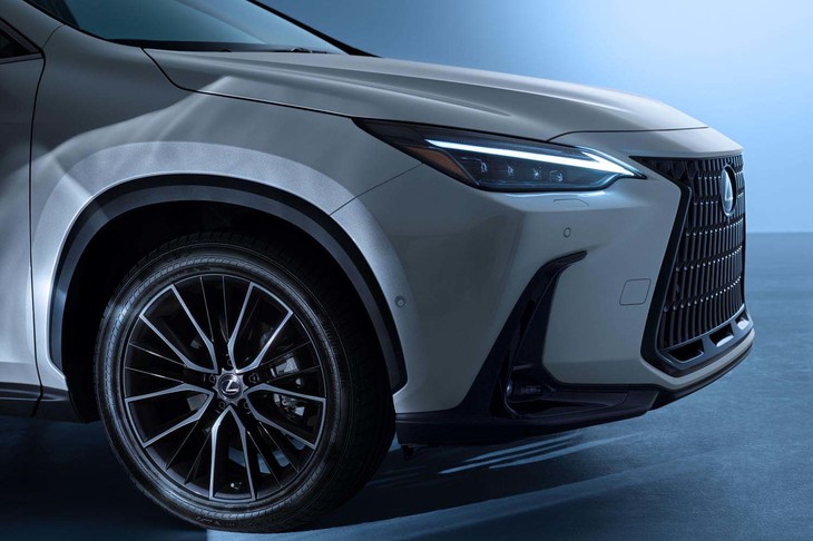 レクサスNX（フロントまわり）