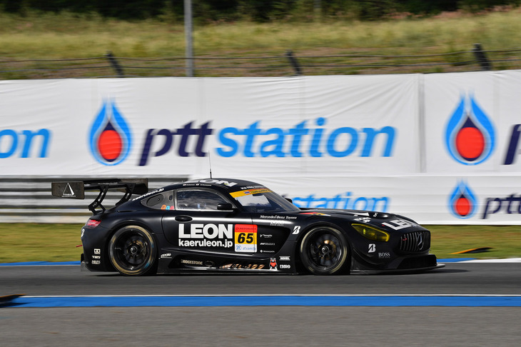バラエティー豊かな車両で競われるGT300クラスには、FIA-GT3の車両で参戦するチームも多い。写真はLEONレーシングの「メルセデスAMG GT3」。（写真提供：GTA）