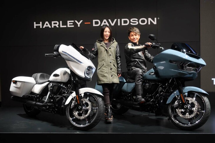 「ハーレーのオーナーになって友人が増え、人生の幅が広がった」と笑顔で語る魔裟斗さん。「ロードグライド」2024年モデルにも試乗しており、「エンジンがすごくトルキー」「1日で500kmくらい走れそうなほど快適で驚いた」などと、その印象を語った。