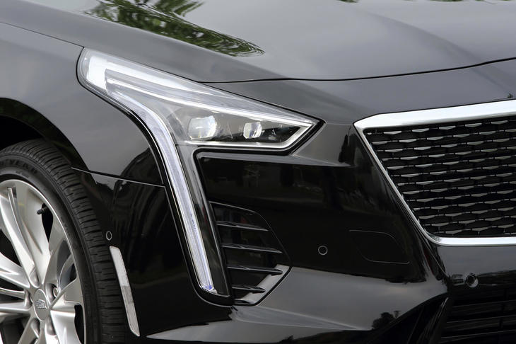 キャデラックCT6プラチナム