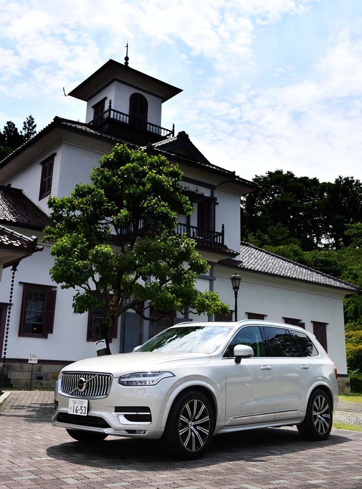 明治の文化をいまに伝える「天童織田の里歴史館」にて。明治12年（西暦1879年）に建てられた、ということは140年ほどの歴史をもつ建築である。明治維新前後の資料を多く所蔵する。