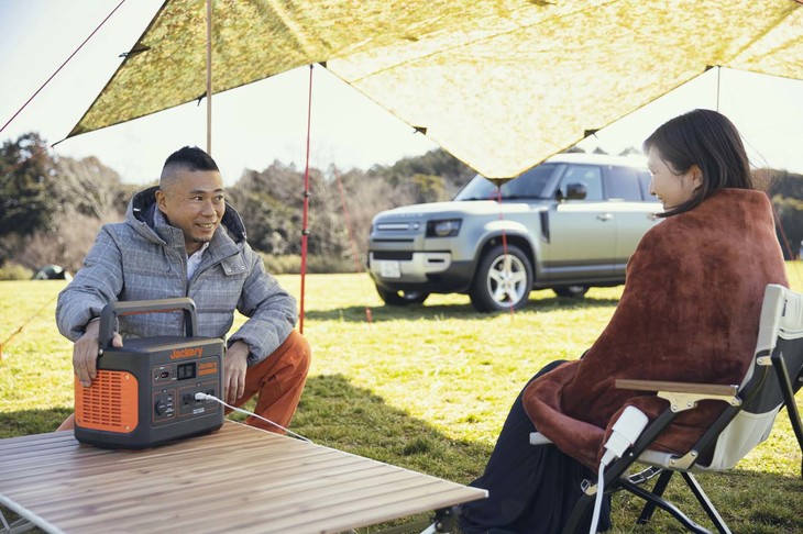 「キャンプなのだから、煮炊きに家電は使わない！」という人でも、「あったらいいな……」と願うのが電気毛布。特に女性にはよろこばれるはず。