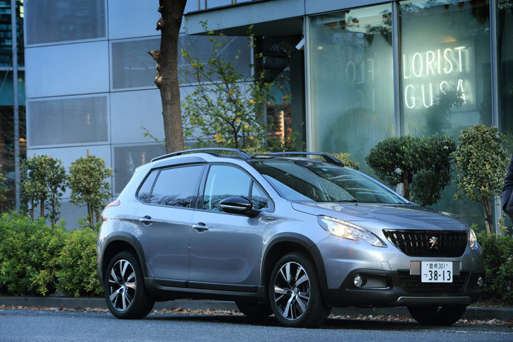 オールシーズンタイヤの実力を知るために企画された今回のツアー。“旅のお供”に選んだのは、プジョーのコンパクトSUV「2008」である。このクルマには、オールシーズンタイヤの「グッドイヤー・ベクター4シーズンズ」が新車装着されているのだ。