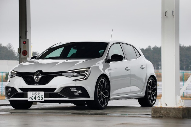 国内では2019年2月21日に発表された「ルノー・メガーヌR.S.カップ」。同年3月22日に100台限定で発売される。