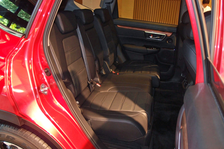 ホンダCR-V（ガソリンエンジン車の2列目シート）