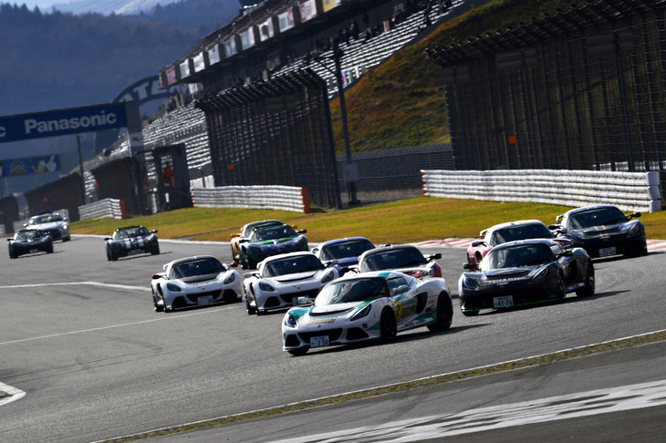 ロータス車の輸入販売を手がけるエルシーアイは、ワンメイクレース「LOTUS CUP JAPAN」を開催するなど、モータースポーツにも積極的である。