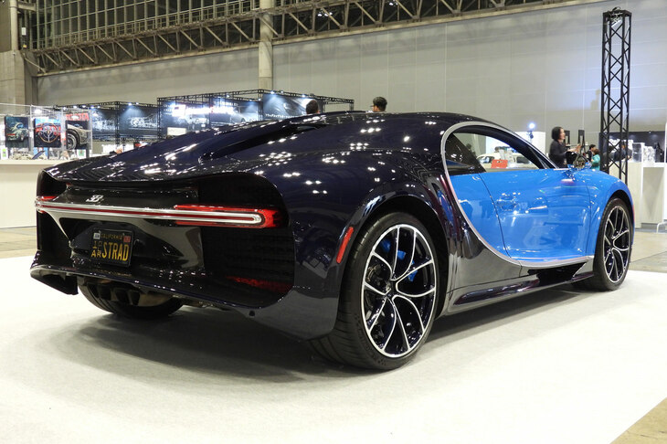 ブガッティ・シロン（2018年／STRAD＆Co.）