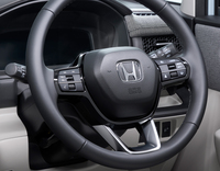 「エアーEX」のステアリングホイールは本革巻き。ウレタンでも実用上の問題はないが、価格帯を考えるとこのほうが妥当だ。