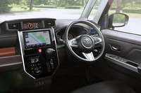 「G“コージーエディション”」のインテリア。