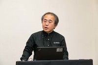 オーディオ性能について解説した統合制御開発本部 電子性能開発部の手島由裕氏は、理想のオーディオシステムを目指し、オーディオメーカーに依存しないスピーカーレイアウトを目指したと語った。