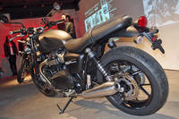 「トライアンフ・ストリートツイン」の2019年モデル登場の画像