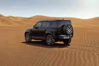 「ランドローバー・ディフェンダー」に充実した装備が特徴の限定モデル登場の画像