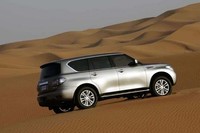 「日産サファリ」のニューモデル、中東でお披露目の画像