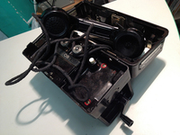 スタンダード・エレクトリック・ロレンツ（ドイツ）製野戦用電話。1960年代。