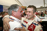 2位でゴールし、念願の初タイトルを獲得したシトロエンのセバスチャン・ロウブ（右）。（写真＝シトロエン）