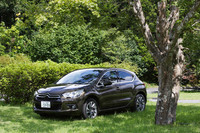 【スペック】DS4シック：全長×全幅×全高＝4275×1810×1535mm／ホイールベース＝2610mm／車重＝1360kg／駆動方式FF／1.6リッター直4DOHC16バルブターボ（156ps/6000rpm、24.5kgm/1400〜3500rpm）／価格＝309万円（テスト車＝同じ）