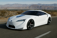 「トヨタFT-HS」トヨタのFRスポーツカーはハイブリッドで400ps【出展車紹介】の画像