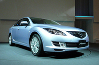 「アテンザセダン」