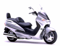 流行のビッグスクーターに、スズキから400ccの画像