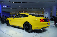 2013年12月に実車が公開された新型「フォード・マスタング」については、今回は目新しい発表はなされなかった。
    