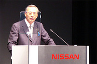 
	発表会でプレゼンテーションを行った、日産自動車グローバル・販売マーケティング部門担当の松村矩雄氏。
	 